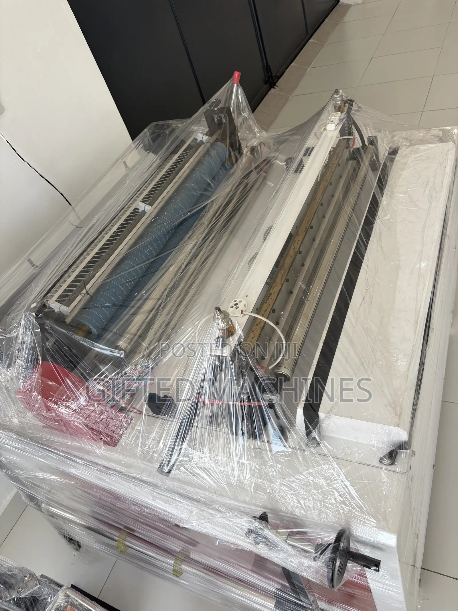 Nylon Bag Cutting and Sealing Machine-Bag Making Machine