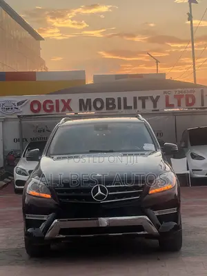 Mercedes-Benz M Class 2013 Black