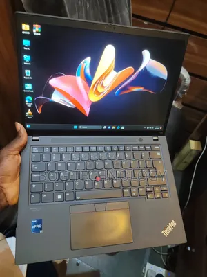Laptop Lenovo ThinkPad T14 G3 8GB Intel Core i5 SSD 256GB