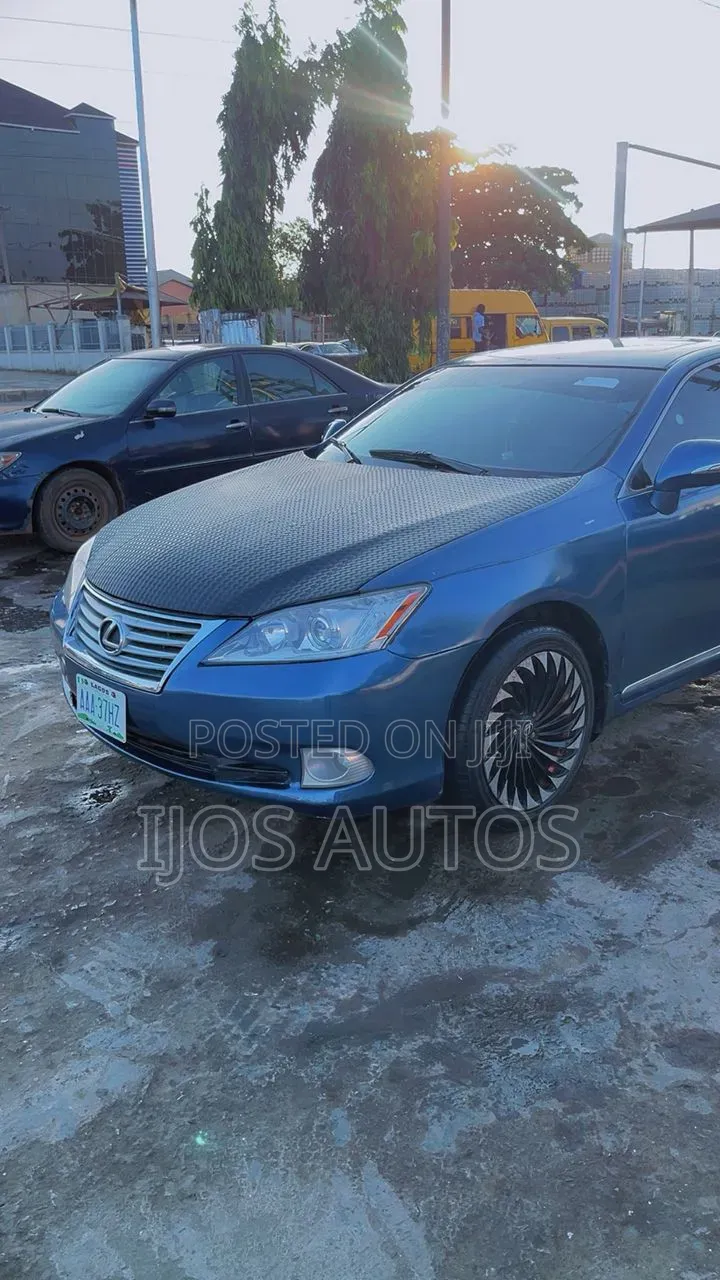 Lexus ES 350 2010 Blue