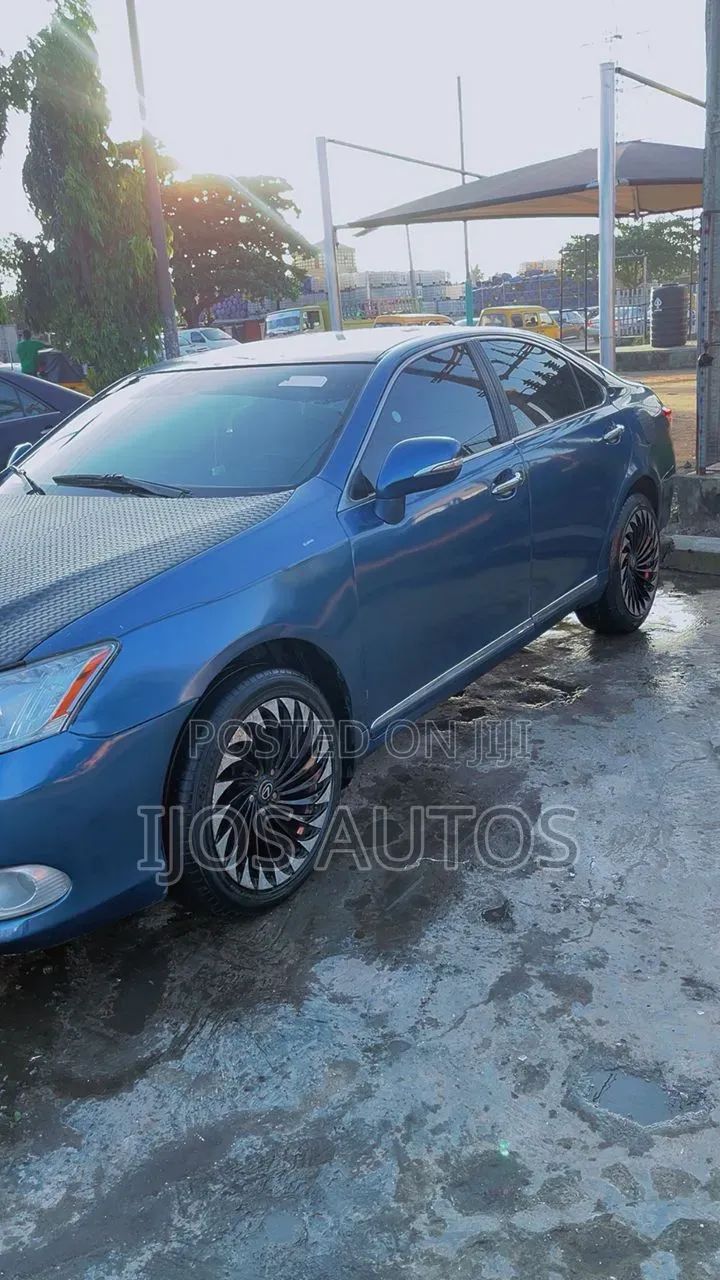 Lexus ES 350 2010 Blue