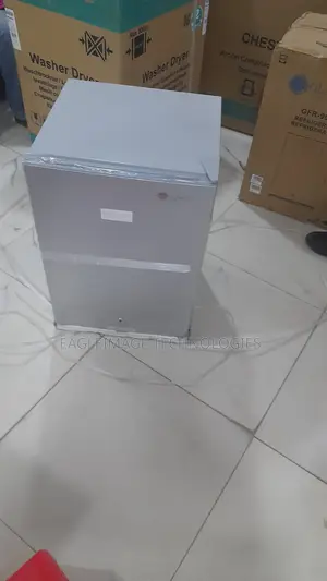 New Glamstar GFR-90S-E Refrigerator for Kitchen