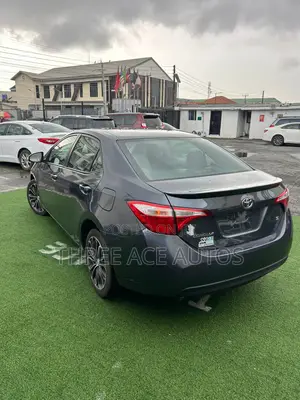 Toyota Corolla 2016 Black