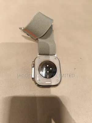 Apple Watch Ultra 1