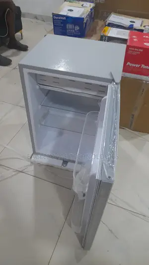 Glamstar GFR-90S-E Refrigerator – Modern Design