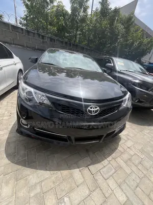 Toyota Camry SE 4dr Sedan (2.5L 4cyl 6A) 2012 Black