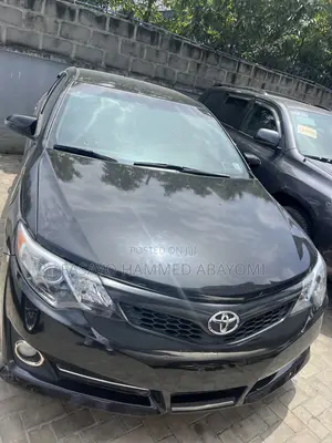 Toyota Camry SE 4dr Sedan (2.5L 4cyl 6A) 2012 Black