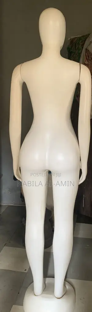 Female Mannequin
