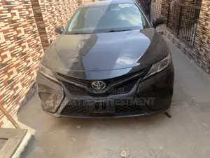 Toyota Camry 2022 Black