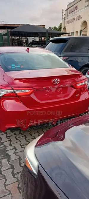Toyota Camry 2018 Red