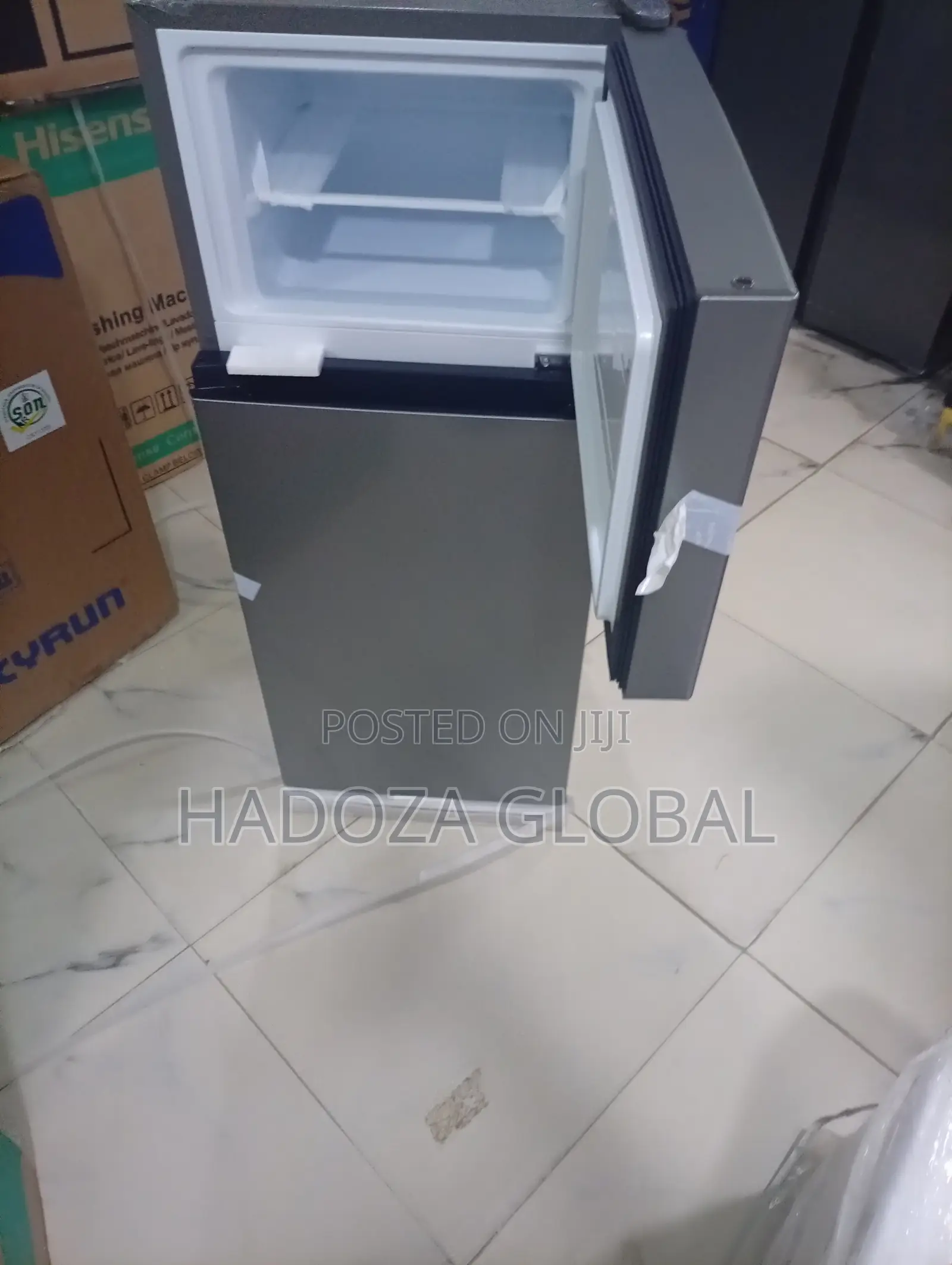 Quality Hisense 172 DR Refrigerator for Home