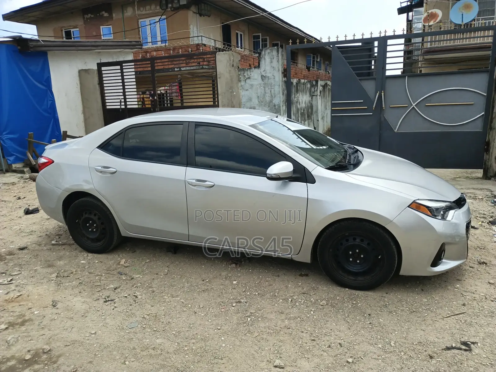 Toyota Corolla 2015 Silver