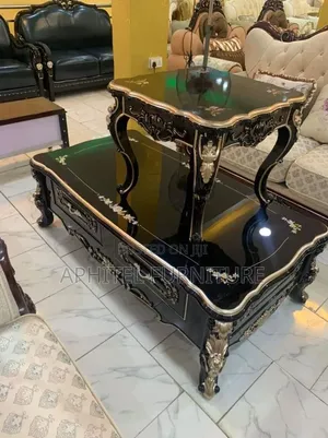 Black Royal Table