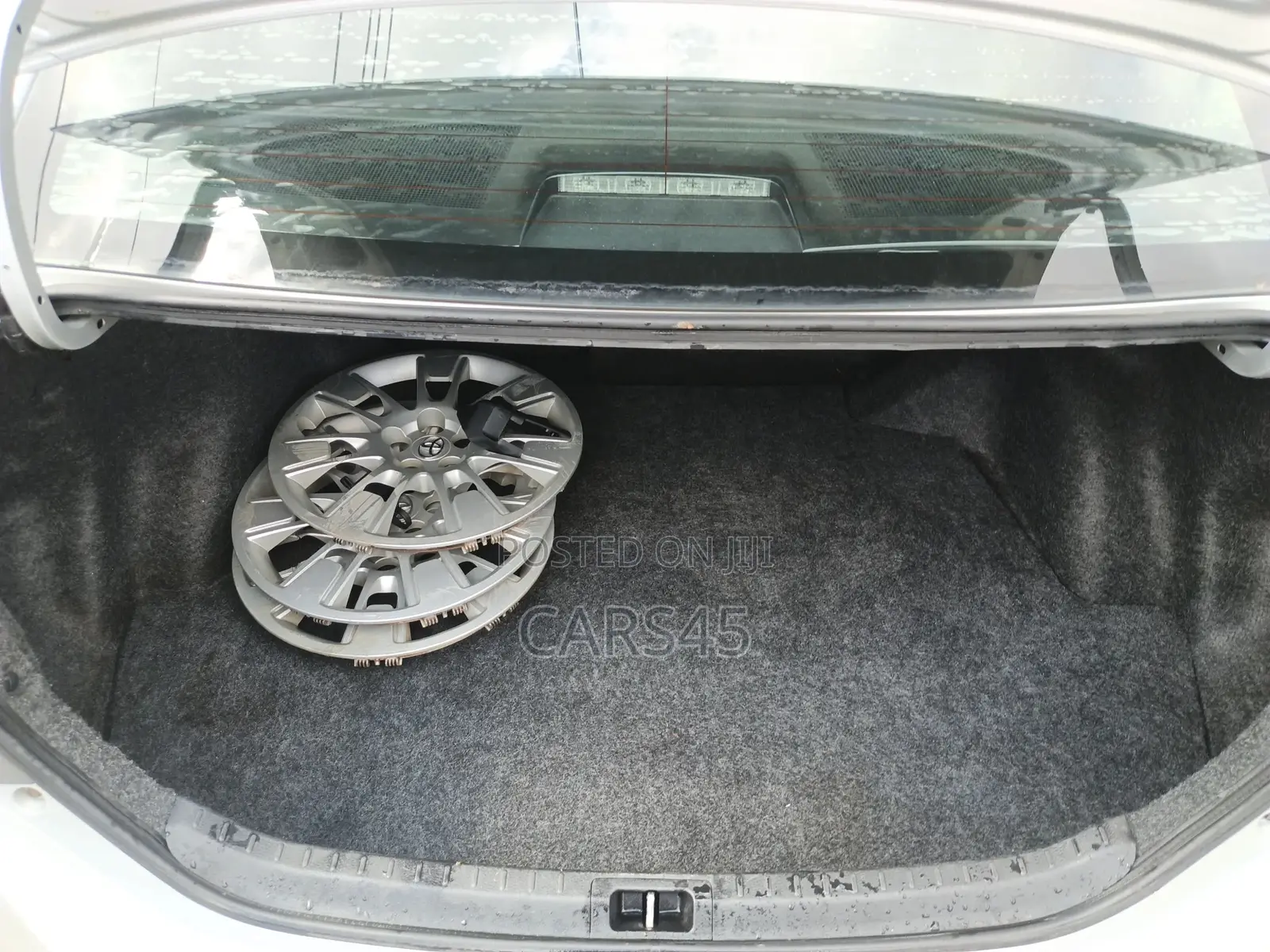 Toyota Corolla 2015 Silver