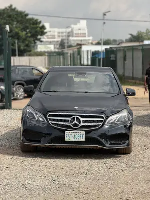 Mercedes-Benz E350 2010 Black