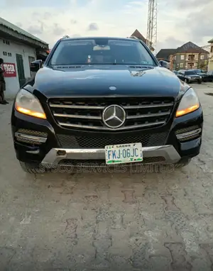 Mercedes-Benz M Class ML 350 4Matic 2013 Black