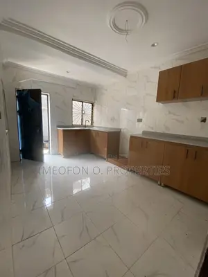 3bdrm Bungalow in Kubwa for rent