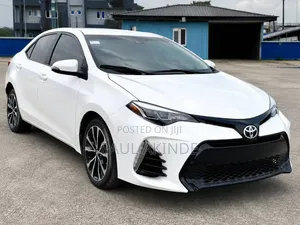 Toyota Corolla SE Special Edition 4dr Sedan (1.8L 4cyl CVT) 2017 White