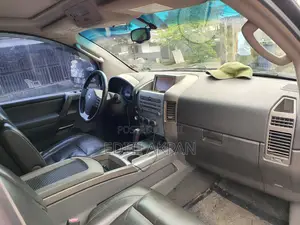 Nissan Titan 2005 Black