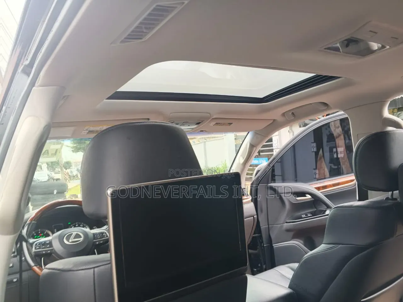 Lexus LX 2017 Black