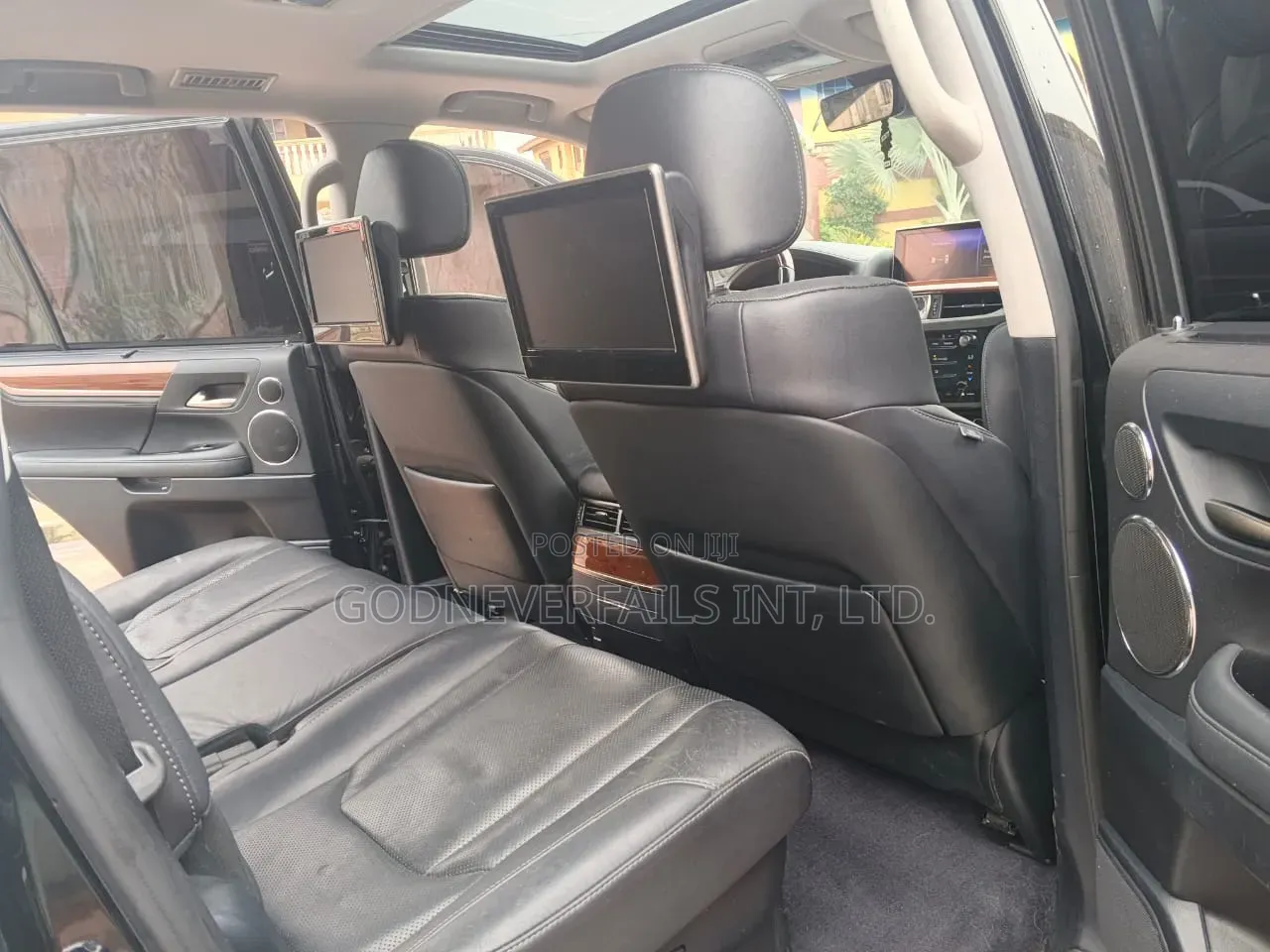 Lexus LX 2017 Black