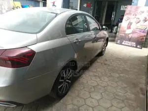Geely Emgrand EC7 2021 Gray