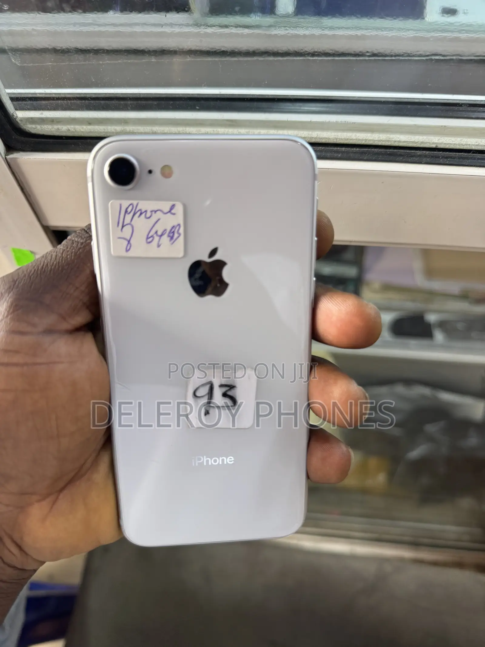 Apple iPhone 8 64 GB White