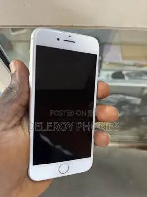 Apple iPhone 8 64 GB White