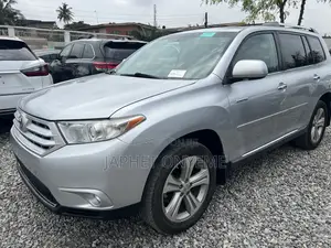 Toyota Highlander Limited 2012 Silver