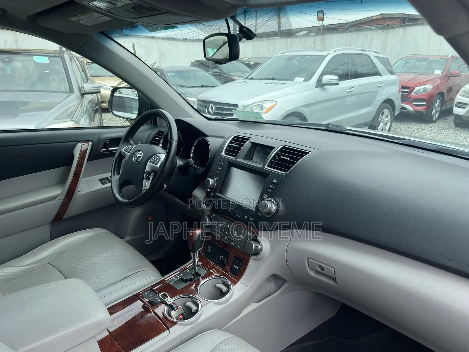 Toyota Highlander Limited 2012 Silver