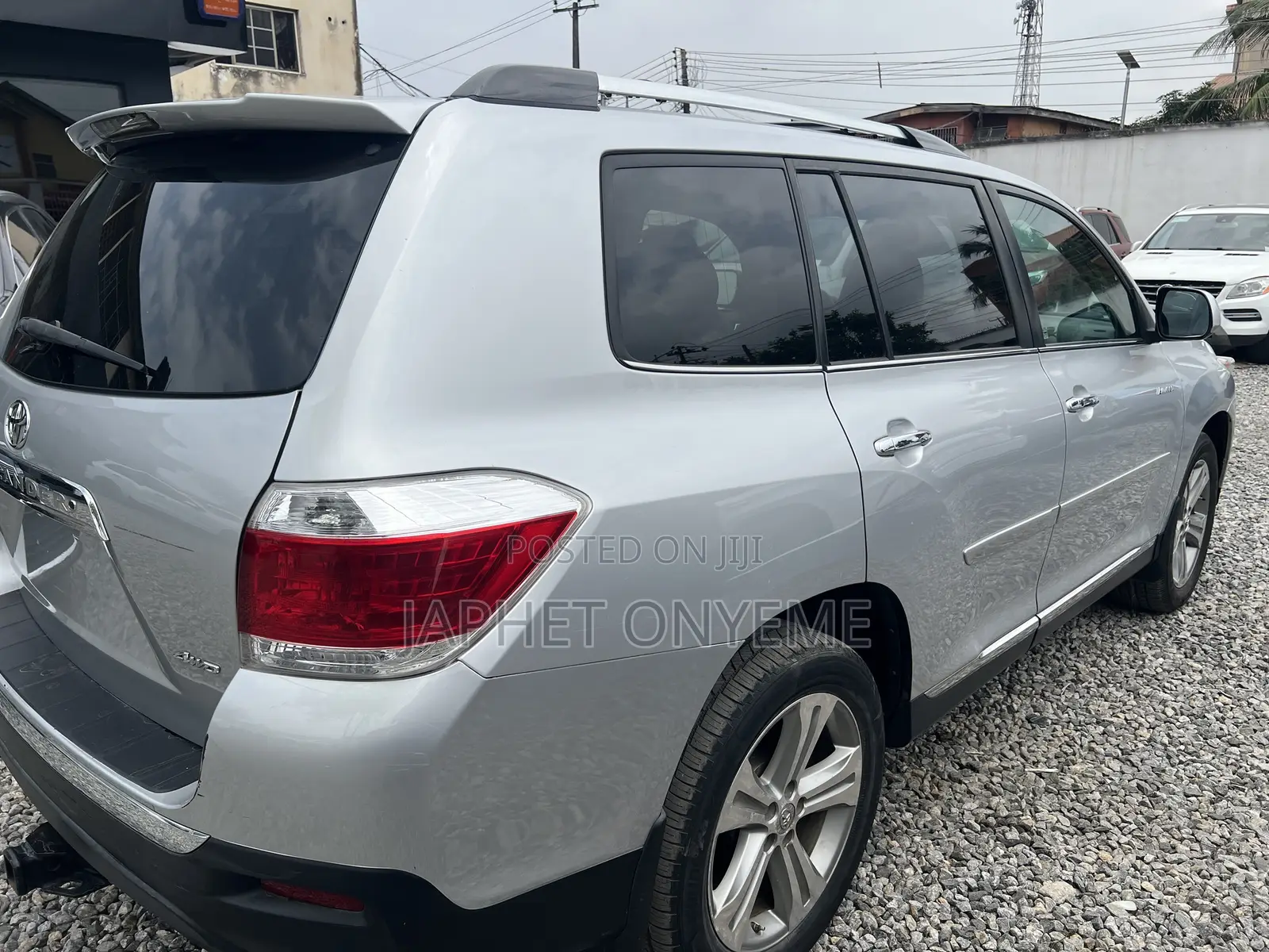 Toyota Highlander Limited 2012 Silver