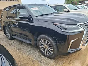 Lexus LX 2018 Black