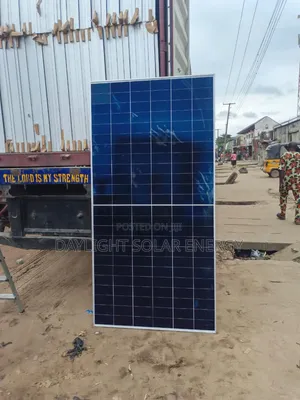 Longi Solar Panel 600w
144cell's