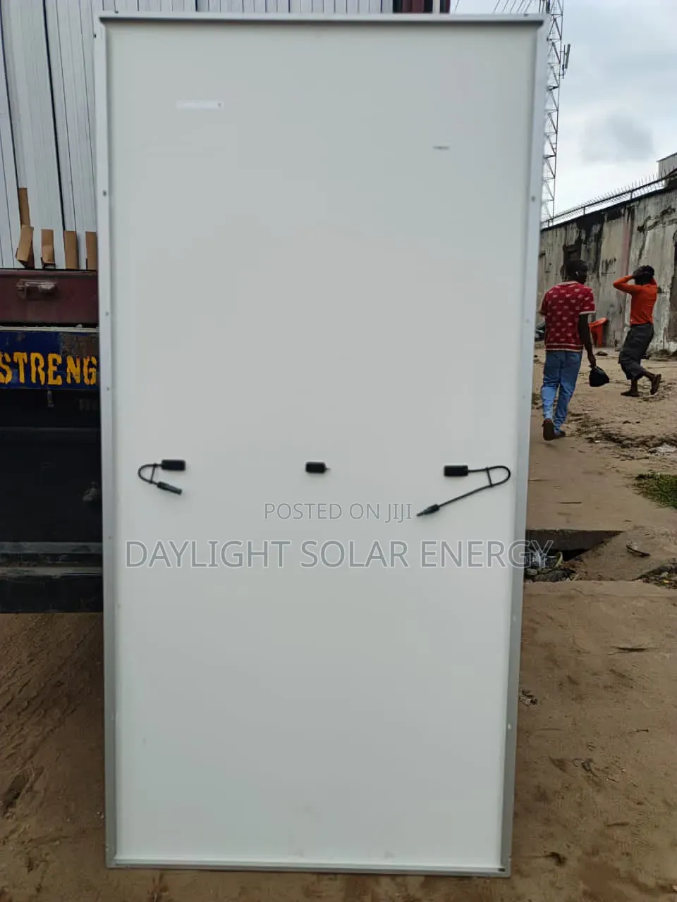 Longi Solar Panel 600w
144cell's