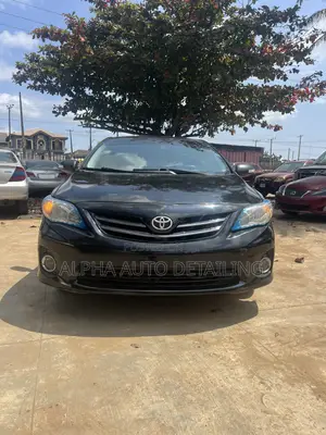 Toyota Corolla 2013 Black