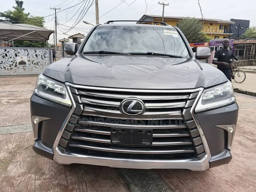 Lexus LX 2016 Gray