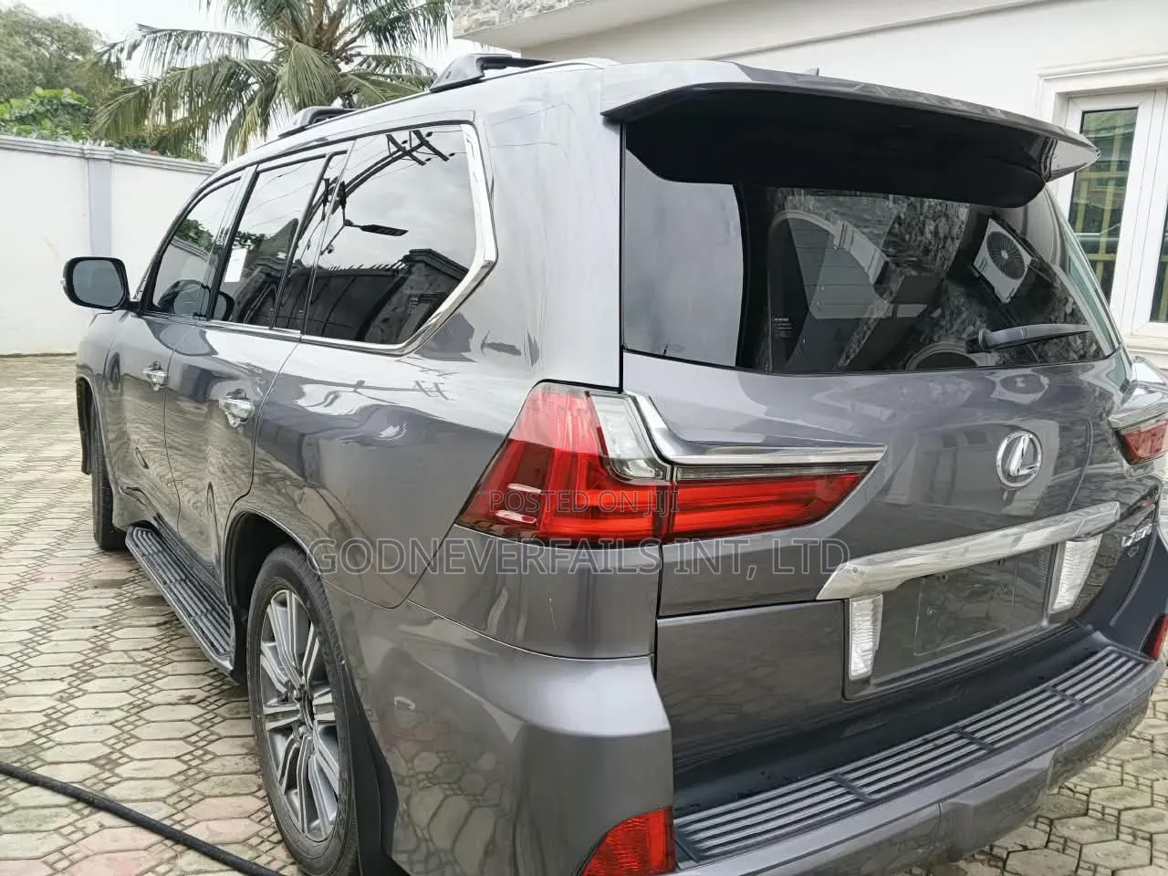 Lexus LX 2016 Gray