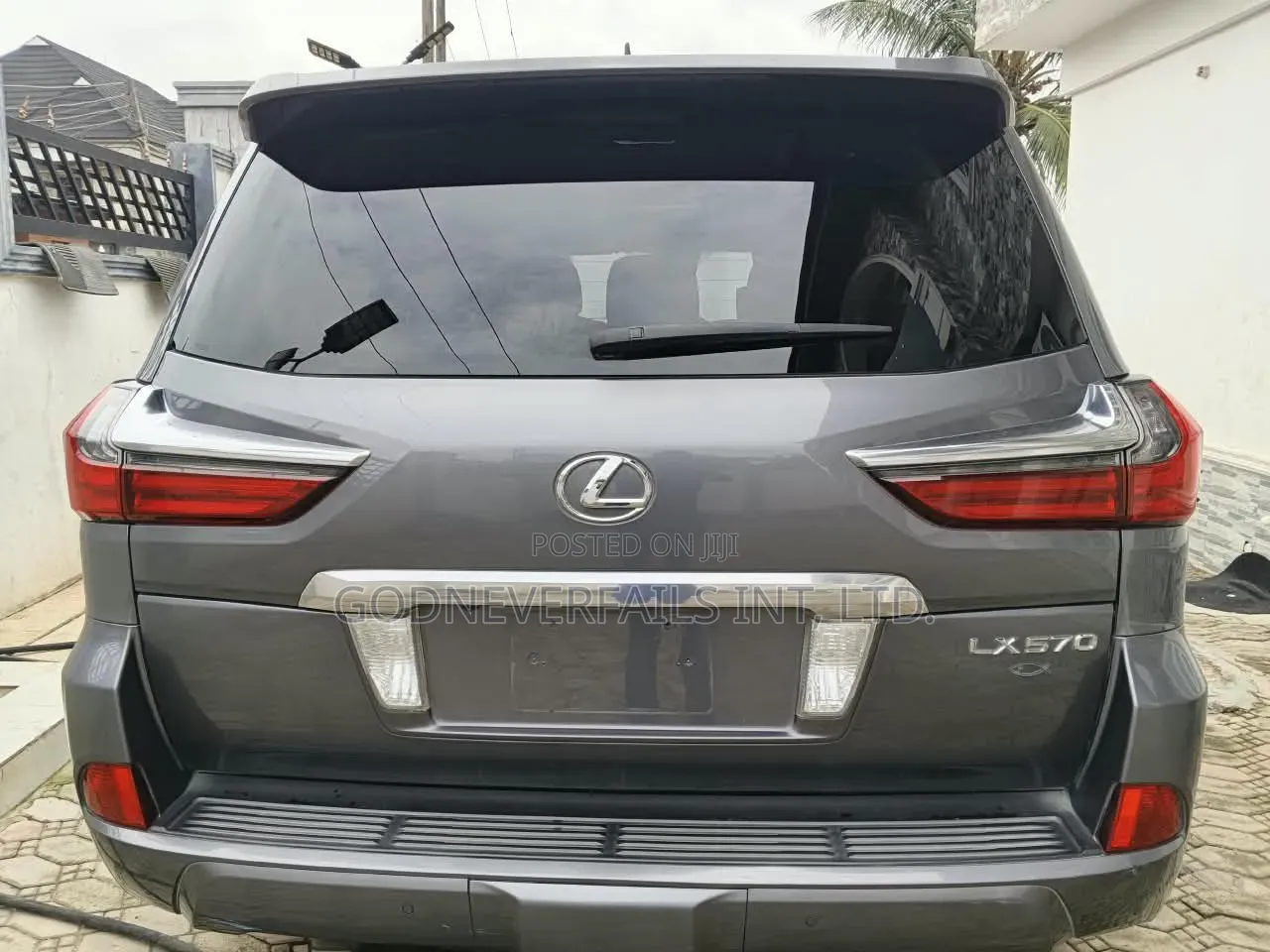 Lexus LX 2016 Gray