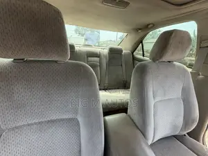 Toyota Camry 2004 Gray