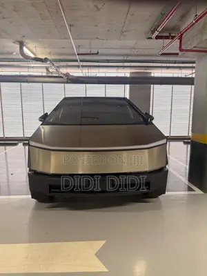 2025 Tesla Cybertruck