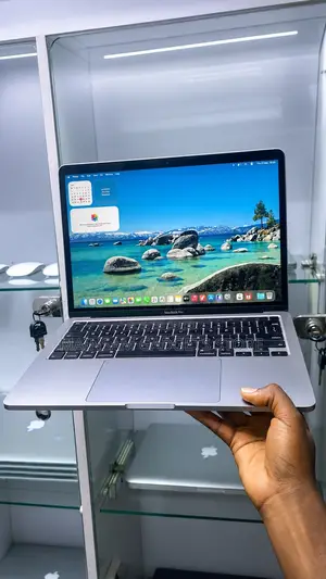Laptop Apple MacBook Pro 2020 32GB Intel Core i7 SSD 512GB