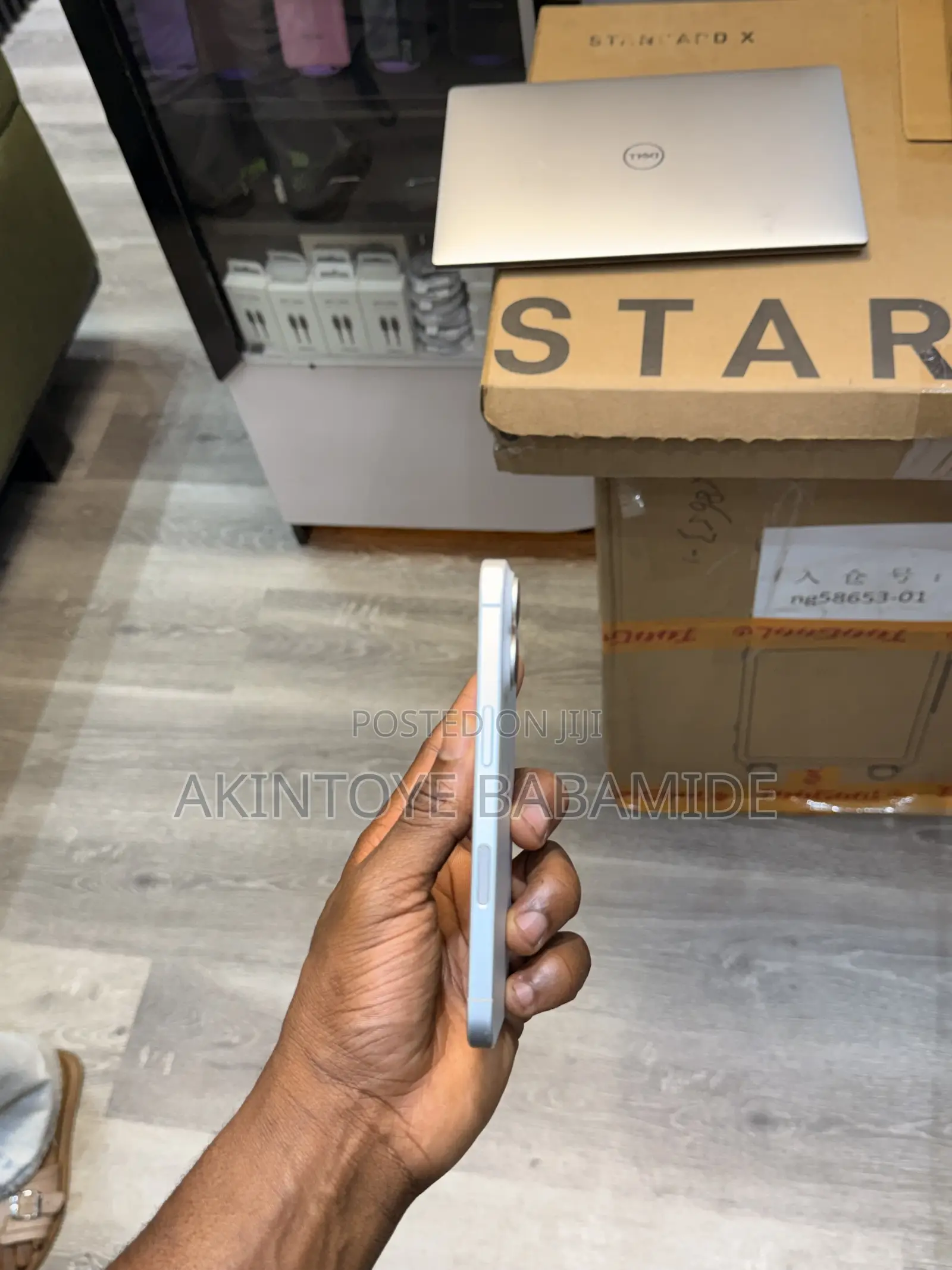 Apple iPhone 16 128 GB White