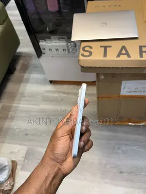 Apple iPhone 16 128 GB White