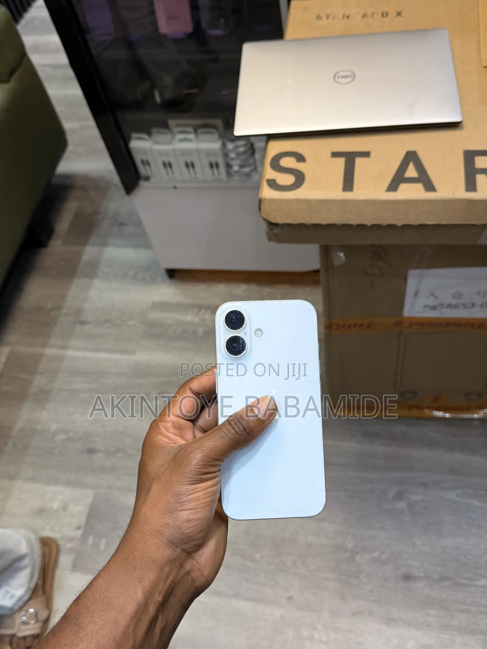 Apple iPhone 16 128 GB White