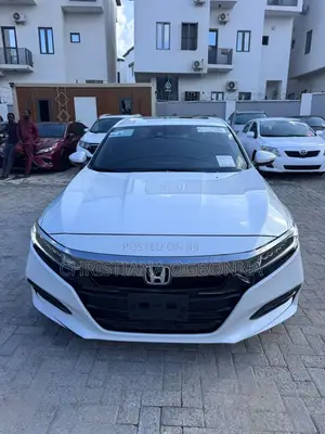 Honda Accord 2019 White