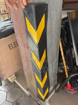 Heavy-Duty Rubber Corner Guard / Column Protector