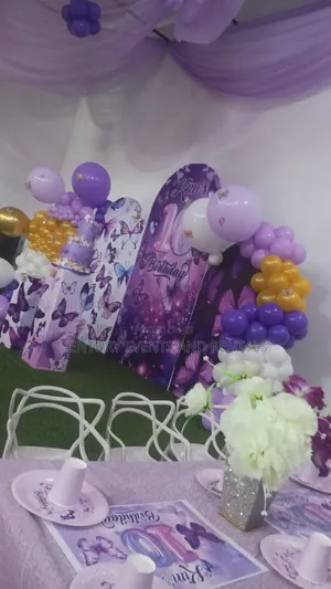 Balloon Decoration and Cake Area Decoration