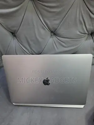 Laptop Apple MacBook Pro 2019 16GB Intel Core i7 SSD 512GB