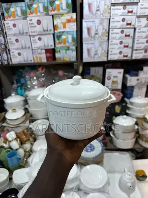 1pcs 10”white Bowl With Cover