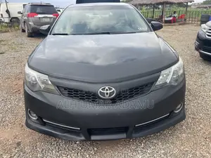 Toyota Camry 2013
